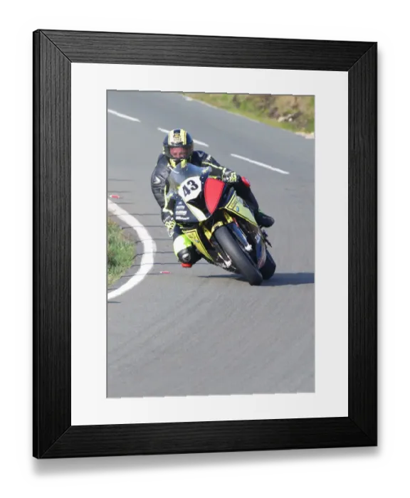 Framed Print : Bjorn Gunnarsson (BMW) 2018 Superbike TT Framed Print : Bjorn Gunnarsson (BMW) 2018 Superbike TT