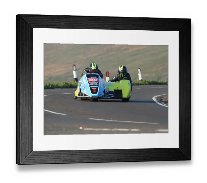 Framed Print : Roy Tansley & Jason O Connor (MR Equipe Triumph) 2018 Sidecar TT Framed Print : Roy Tansley & Jason O Connor (MR Equipe Triumph) 2018 Sidecar TT