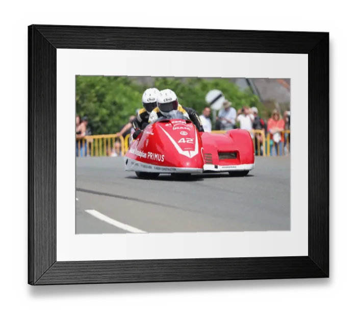 Framed Print : Michael Jackson & Harry Payne (DMR Suzuki) 2018 Sidecar TT Framed Print : Michael Jackson & Harry Payne (DMR Suzuki) 2018 Sidecar TT