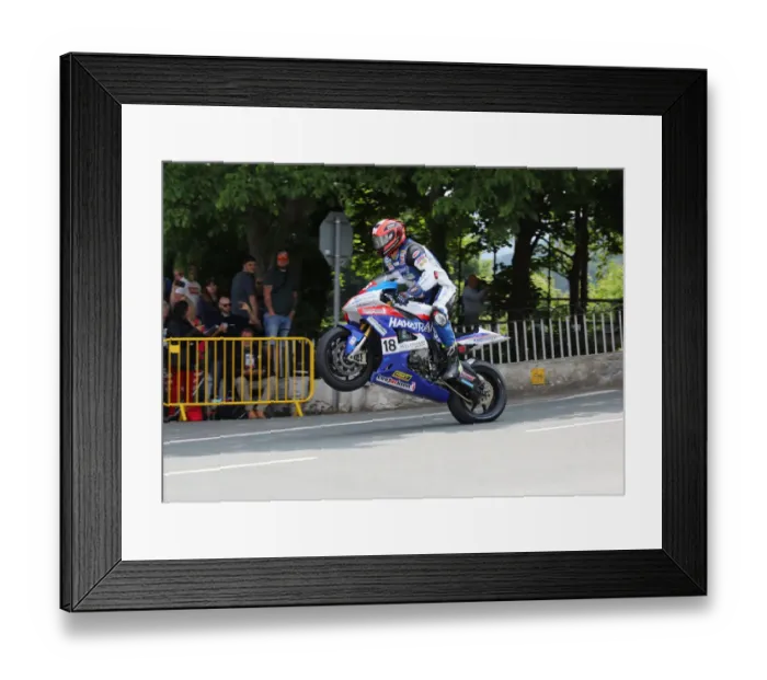 Framed Print : Philip Crowe (BMW) 2018 Superbike TT Framed Print : Philip Crowe (BMW) 2018 Superbike TT