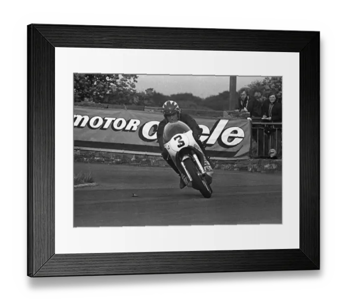 Framed Print : Ray McCullough (Yamaha) 1974 Southern 100 Framed Print : Ray McCullough (Yamaha) 1974 Southern 100