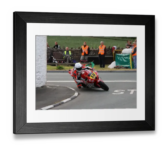 Framed Print : Michael Evans (Honda) 2018 Southern 100 Framed Print : Michael Evans (Honda) 2018 Southern 100