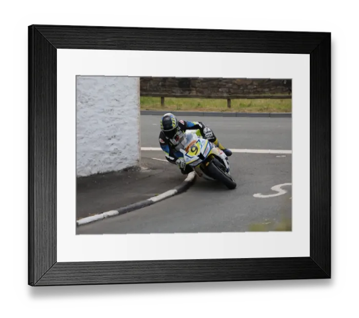 Framed Print : Brian McCormack (Honda) 2018 Southern 100 Framed Print : Brian McCormack (Honda) 2018 Southern 100