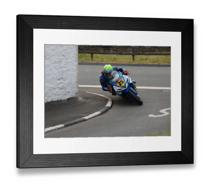Framed Print : Nathan Harrison (Suzuki) 2018 Southern 100 Framed Print : Nathan Harrison (Suzuki) 2018 Southern 100