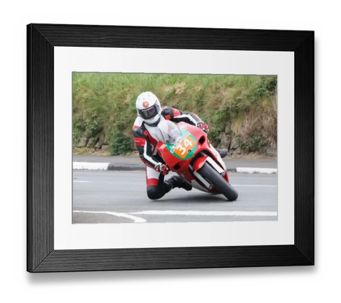Framed Print : Ryan Kneen (Yamaha) 2018 Pre-TT Classic Framed Print : Ryan Kneen (Yamaha) 2018 Pre-TT Classic