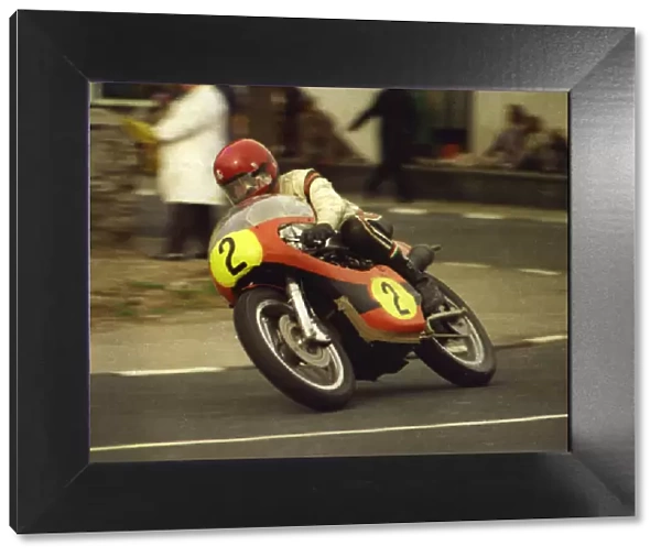 Geoff Barstard (Ryan Crescent) 1976 Senior Manx Grand Prix