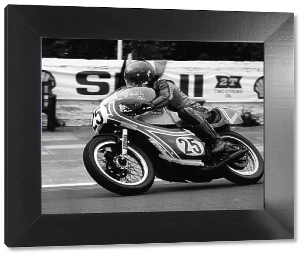 Ron Rowlands (Yamaha) 1977 Senior Manx Grand Prix