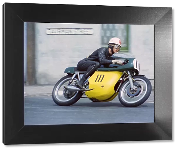 Nigel Palmer (Matchless Metisse) 1969 Senior TT