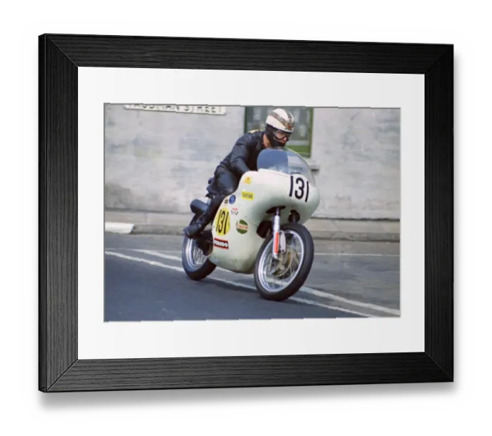 Framed Print : Don Grant (Norton) 1970 Senior TT Framed Print : Don Grant (Norton) 1970 Senior TT