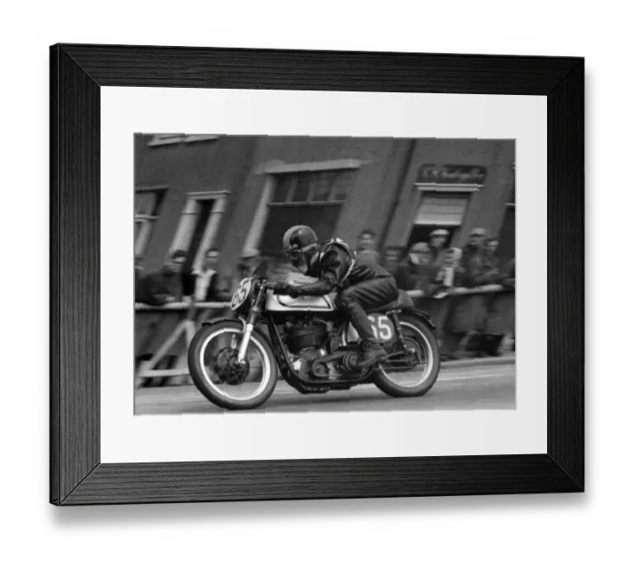 Framed Print : Edgar Barona (Norton) 1956 Senior TT Framed Print : Edgar Barona (Norton) 1956 Senior TT