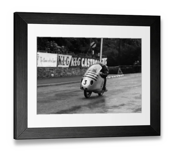 Framed Print : Roberto Colombo (MV) 1956 Lightweight TT Framed Print : Roberto Colombo (MV) 1956 Lightweight TT
