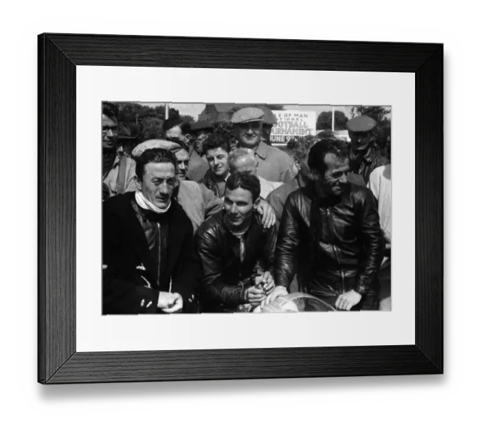 Framed Print : Hans Baltisberger, Carlo Ubbiali & Robert Colombo 1956 Lightweight TT Framed Print : Hans Baltisberger, Carlo Ubbiali & Robert Colombo 1956 Lightweight TT
