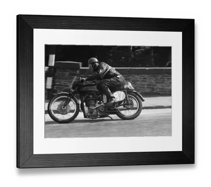 Framed Print : Albert Jones (Velocette) 1953 Junior TT Framed Print : Albert Jones (Velocette) 1953 Junior TT