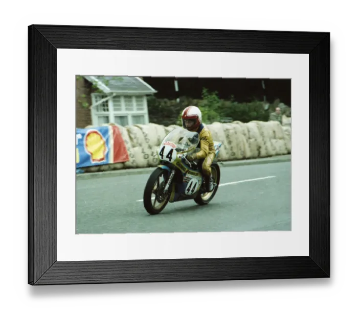 Framed Print : Mick Chatterton (Maxton Yamaha) 1980 Classic TT Framed Print : Mick Chatterton (Maxton Yamaha) 1980 Classic TT