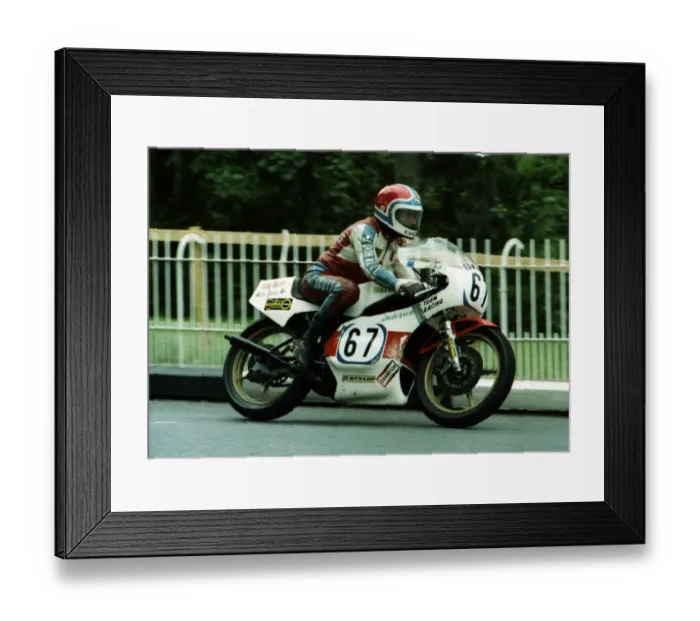 Framed Print : Jim Scott (Anderson Yamaha) 1980 Classic TT