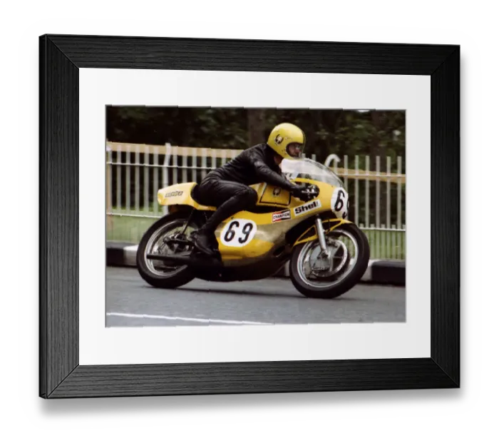 Framed Print : Ken Inwood (Yamaha) 1980 Classic TT Framed Print : Ken Inwood (Yamaha) 1980 Classic TT