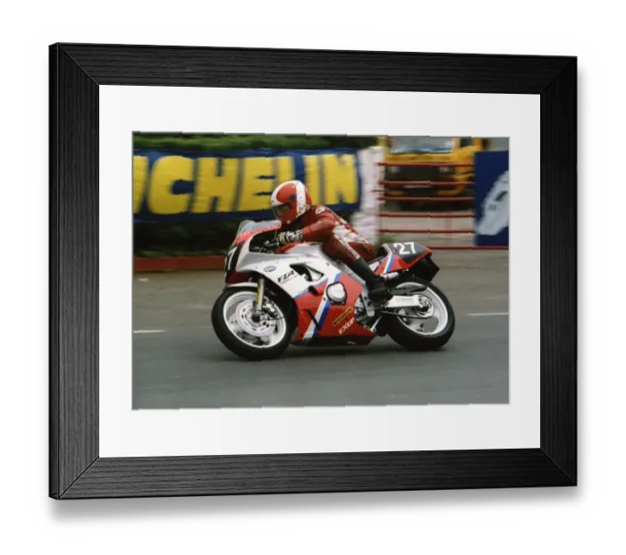 Framed Print : Ray Knight (Yamaha) 1992 Supersport 400 TT Framed Print : Ray Knight (Yamaha) 1992 Supersport 400 TT