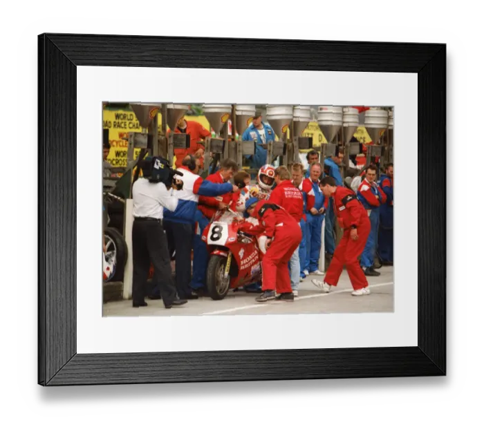Framed Print : Carl Fogarty (Honda) 1990 Formula One TT Framed Print : Carl Fogarty (Honda) 1990 Formula One TT