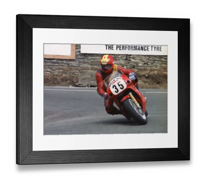 Framed Print : Allan McDonald (Honda) 1990 Formula One TT Framed Print : Allan McDonald (Honda) 1990 Formula One TT