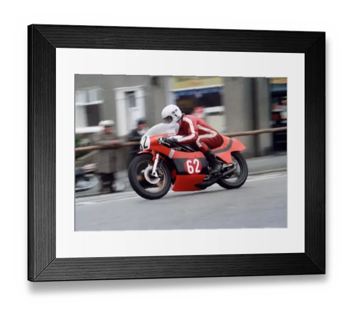 Framed Print : Richard Stephen (Yamaha) 1980 Newcomers Manx Grand Prix Framed Print : Richard Stephen (Yamaha) 1980 Newcomers Manx Grand Prix