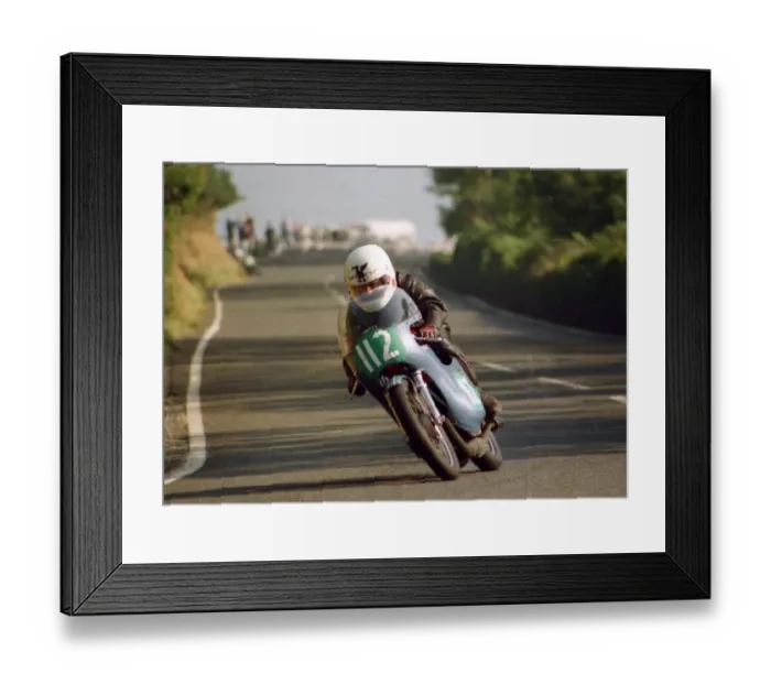 Framed Print : Eric Cheers (Suzuki) 1991 Lightweight Classic Manx Grand Prix Framed Print : Eric Cheers (Suzuki) 1991 Lightweight Classic Manx Grand Prix