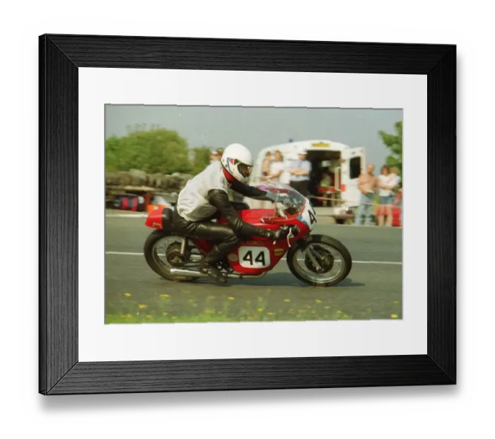 Framed Print : Peter Reynolds (Ducati) 1991 Junior Classic Manx Grand Prix Framed Print : Peter Reynolds (Ducati) 1991 Junior Classic Manx Grand Prix