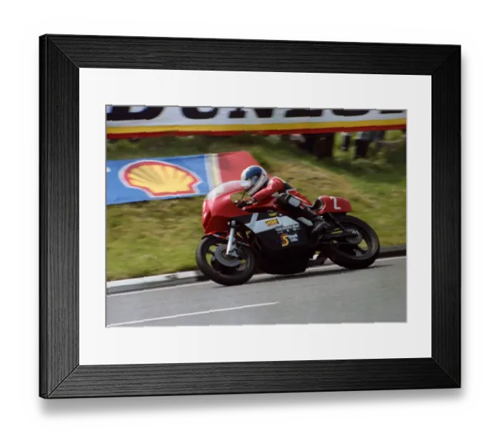 Framed Print : Steve Cull (Suzuki) 1982 Formula One TT Framed Print : Steve Cull (Suzuki) 1982 Formula One TT