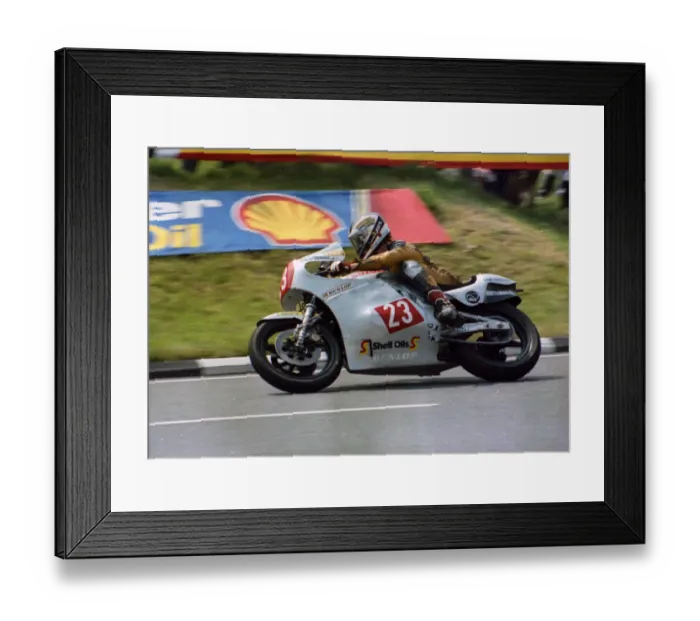 Framed Print : Dave Hiscock (Suzuki) 1982 Formula One TT Framed Print : Dave Hiscock (Suzuki) 1982 Formula One TT