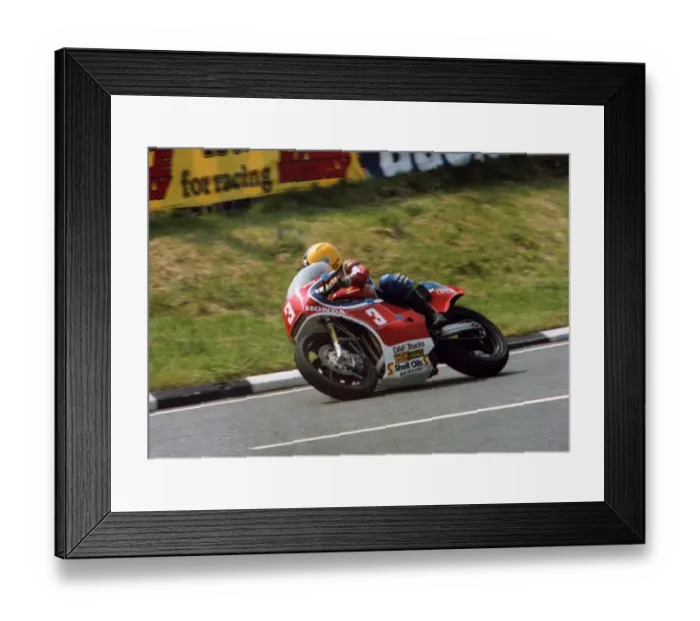 Framed Print : Joey Dunlop (Honda) 1982 Formula One TT Framed Print : Joey Dunlop (Honda) 1982 Formula One TT