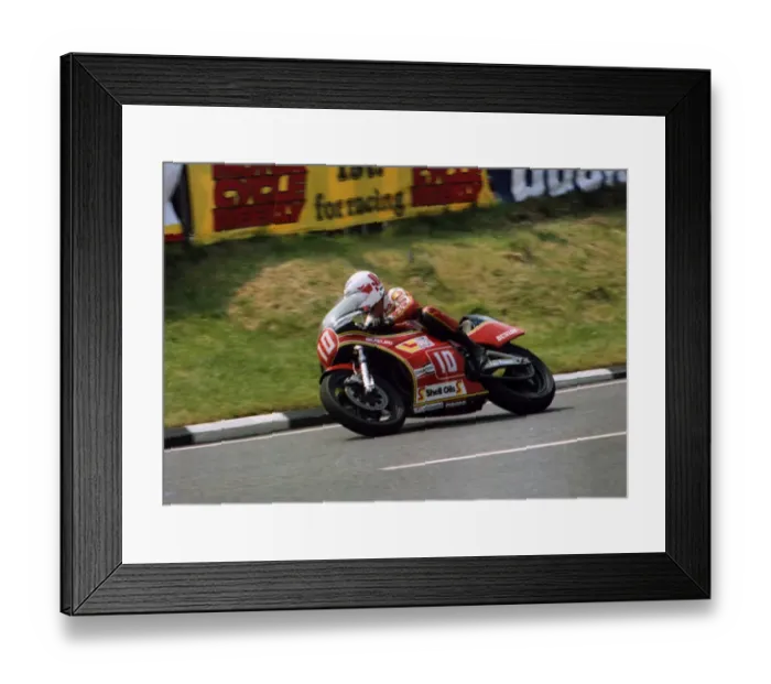 Framed Print : Mick Grant (Suzuki) 1982 Formula One TT Framed Print : Mick Grant (Suzuki) 1982 Formula One TT