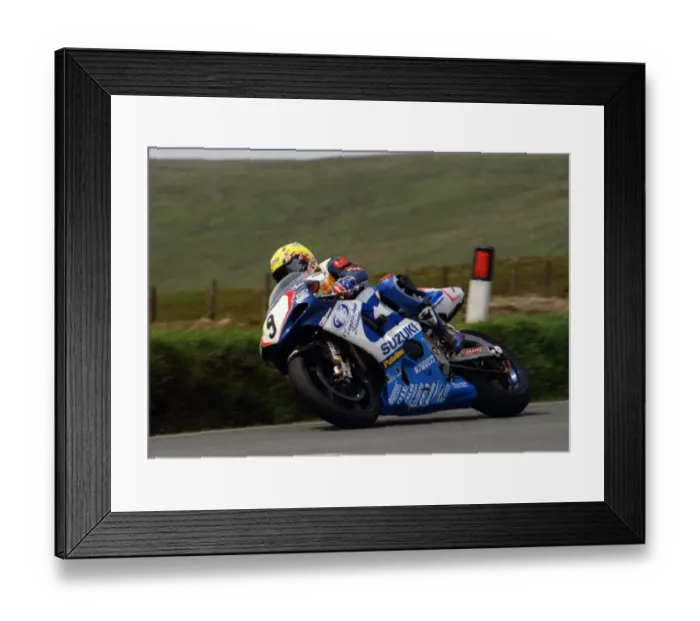 Framed Print : Ian Lougher (Suzuki) 2002 Formula One TT Framed Print : Ian Lougher (Suzuki) 2002 Formula One TT