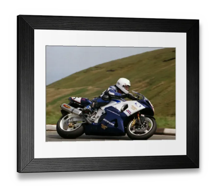 Framed Print : Robert J Price (Suzuki) 2002 Formula One TT Framed Print : Robert J Price (Suzuki) 2002 Formula One TT