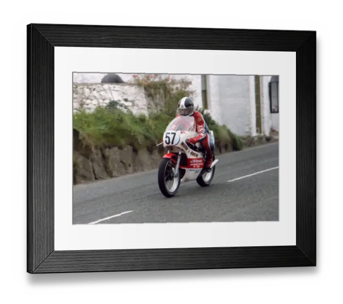 Framed Print : Roger Luckman (Wilson & Collins Yamaha) 1974 Junior Manx Grand Prix Framed Print : Roger Luckman (Wilson & Collins Yamaha) 1974 Junior Manx Grand Prix