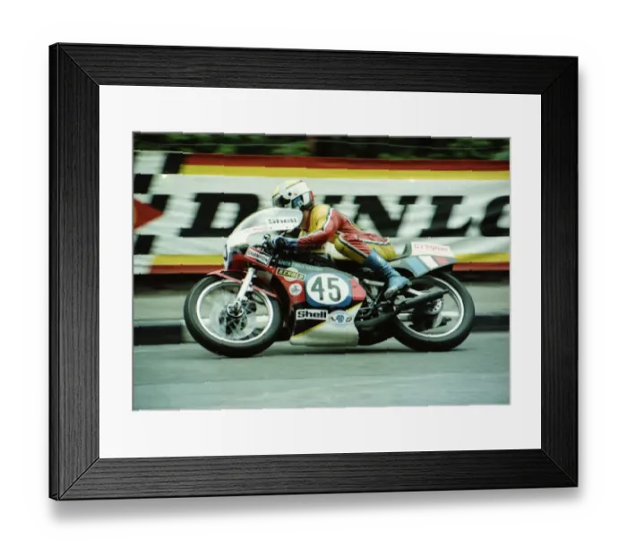Framed Print : Phil Nicholls (Maxton Yamaha) 1980 Classic TT
