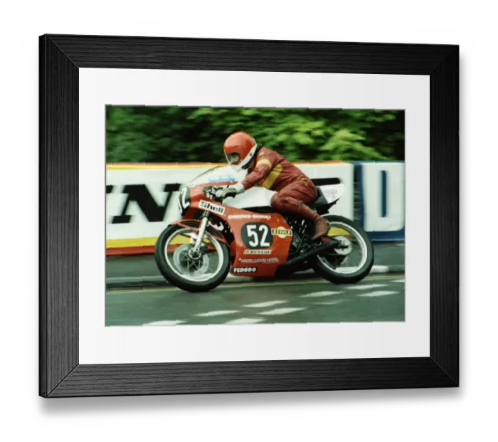 Framed Print : Les Trotter (Suzuki) 1980 Formula Three TT