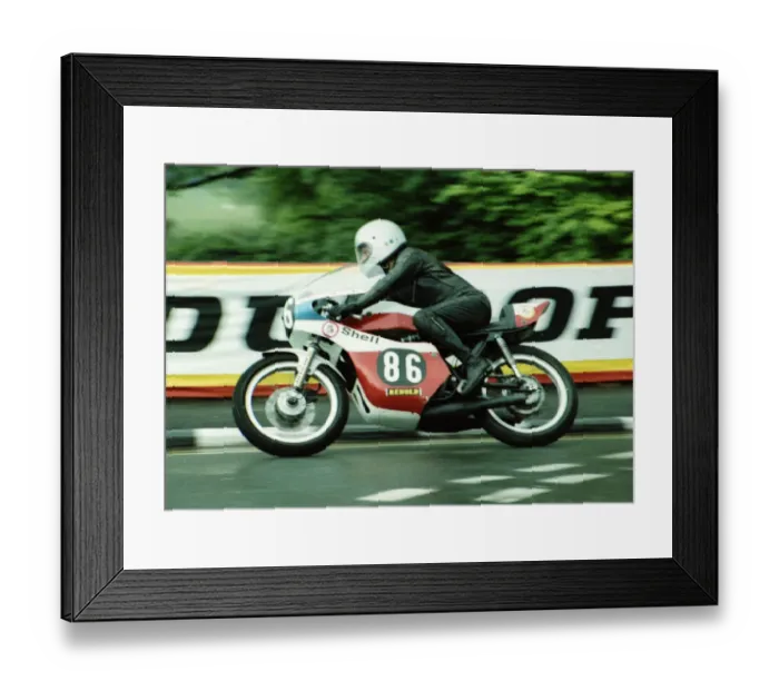 Framed Print : John Lawley (Yamaha) 1980 Formula Three TT Framed Print : John Lawley (Yamaha) 1980 Formula Three TT