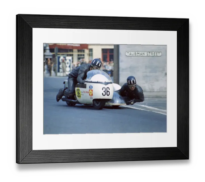 Framed Print : T Harris & B Harris (Triumph) 1970 750 Sidecar TT Framed Print : T Harris & B Harris (Triumph) 1970 750 Sidecar TT