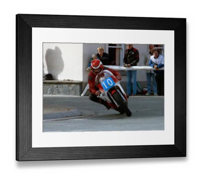 Framed Print : Greg Broughton (Yamaha) 1990 Junior Manx Grand Prix
