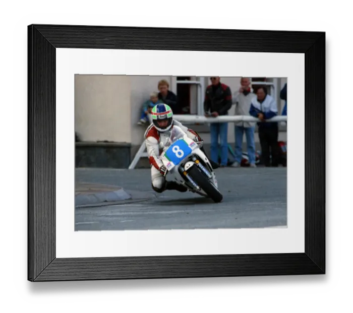 Framed Print : Stanley Rea (Cowles Yamaha) 1990 Junior Manx Grand Prix Framed Print : Stanley Rea (Cowles Yamaha) 1990 Junior Manx Grand Prix