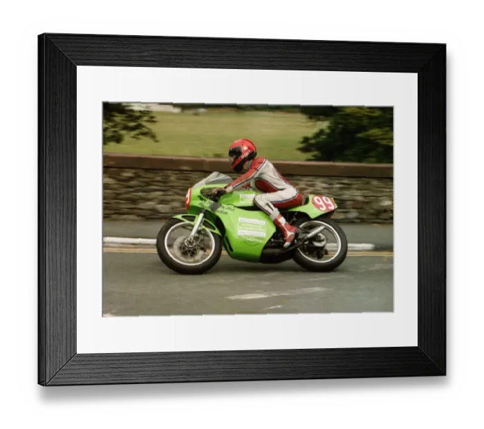 Framed Print : Paul English (Yamaha) 1984 Newcomers Manx Grand Prix Framed Print : Paul English (Yamaha) 1984 Newcomers Manx Grand Prix