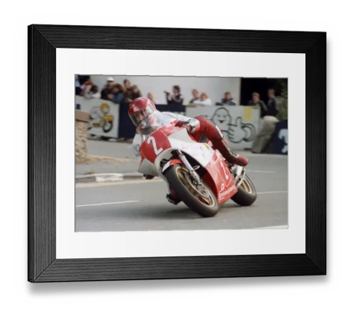 Framed Print : David Griffin (Suzuki) 1984 Newcomers Manx Grand Prix Framed Print : David Griffin (Suzuki) 1984 Newcomers Manx Grand Prix
