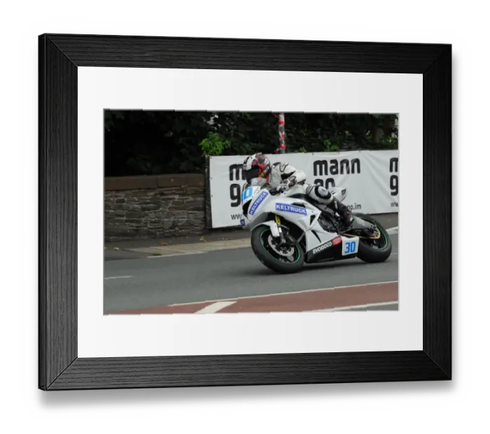 Framed Print : Dean Roberts (Kawasaki) 2013 Junior Manx Grand Prix Framed Print : Dean Roberts (Kawasaki) 2013 Junior Manx Grand Prix