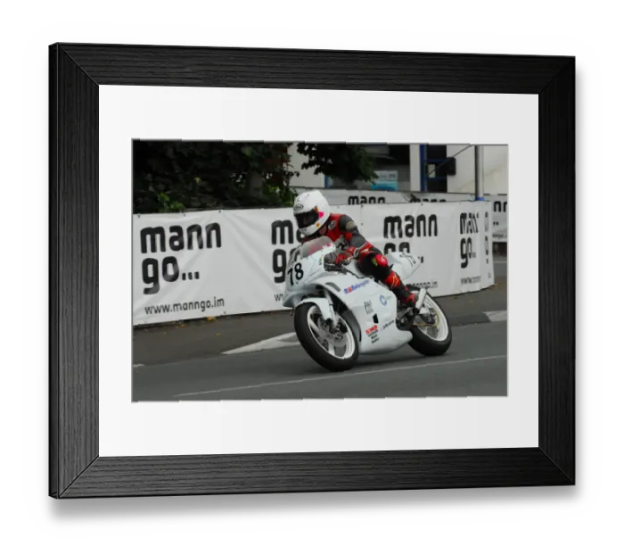 Framed Print : Chris Moore (Yamaha) 2013 Formula Two Classic TT Framed Print : Chris Moore (Yamaha) 2013 Formula Two Classic TT
