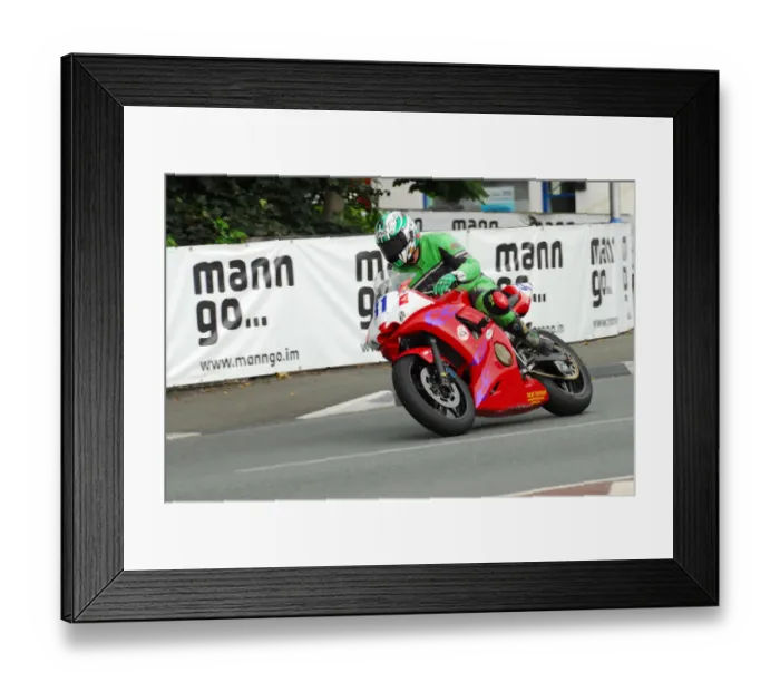 Framed Print : Dave Clarke (Yamaha) 2013 Junior Manx Grand Prix Framed Print : Dave Clarke (Yamaha) 2013 Junior Manx Grand Prix