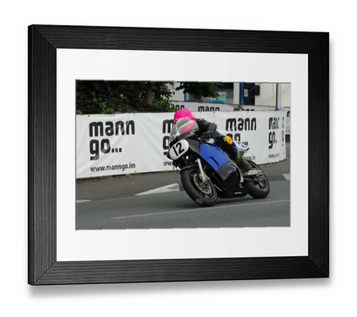 Framed Print : Davy Morgan (Suzuki) 2013 Formula One Classic TT Framed Print : Davy Morgan (Suzuki) 2013 Formula One Classic TT