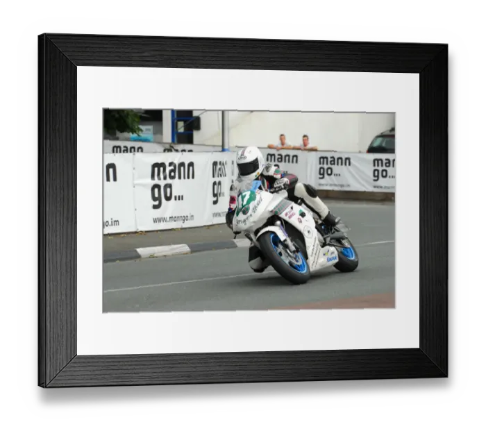 Framed Print : Bryan Allen (Kawasaki) 2013 Lightweight Manx Grand Prix Framed Print : Bryan Allen (Kawasaki) 2013 Lightweight Manx Grand Prix