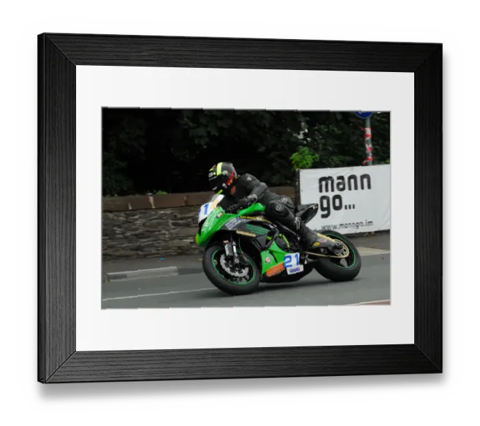Framed Print : Carl Roberts (Kawasaki) 2013 Junior Manx Grand Prix Framed Print : Carl Roberts (Kawasaki) 2013 Junior Manx Grand Prix