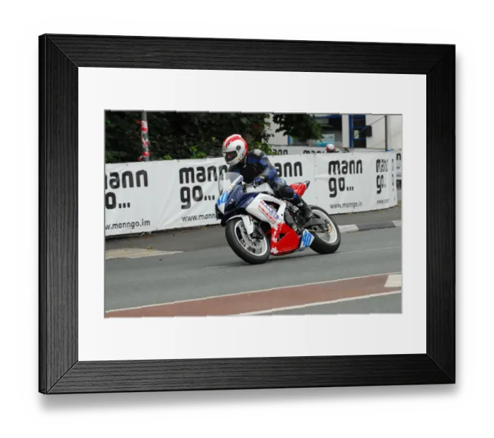 Framed Print : Scott Smyth (Suzuki) 2013 Junior Manx Grand Prix Framed Print : Scott Smyth (Suzuki) 2013 Junior Manx Grand Prix