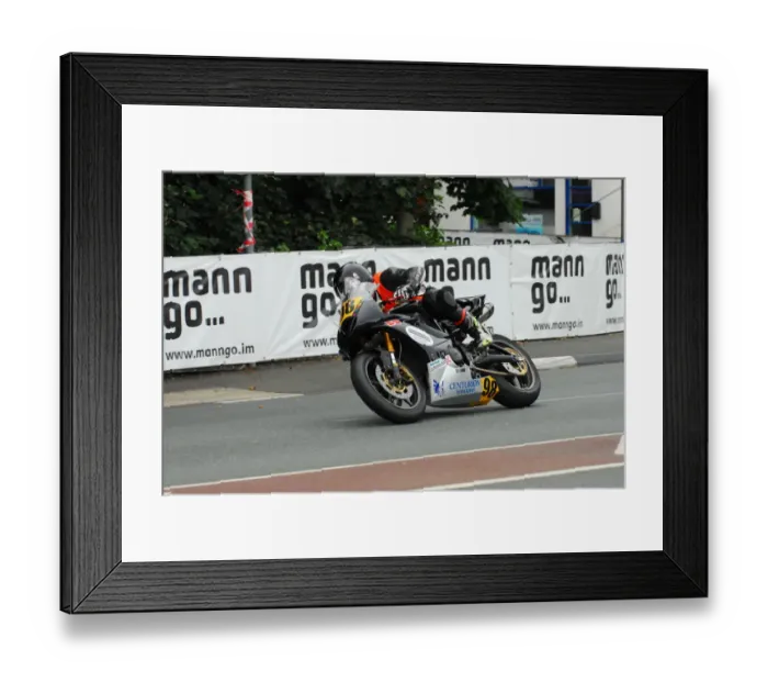 Framed Print : James Neesom (Triumph) 2013 Senior Manx Grand Prix Framed Print : James Neesom (Triumph) 2013 Senior Manx Grand Prix