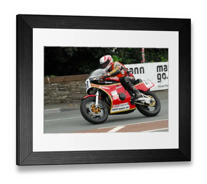 Framed Print : Robert Chambers (Suzuki) 2013 Formula One Classic TT Framed Print : Robert Chambers (Suzuki) 2013 Formula One Classic TT